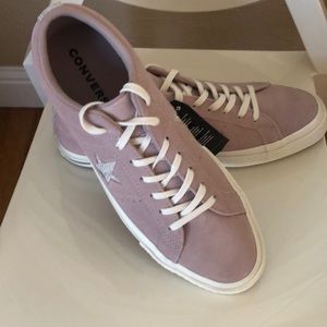 Converse Unisex Men’s 9 Women’s 11